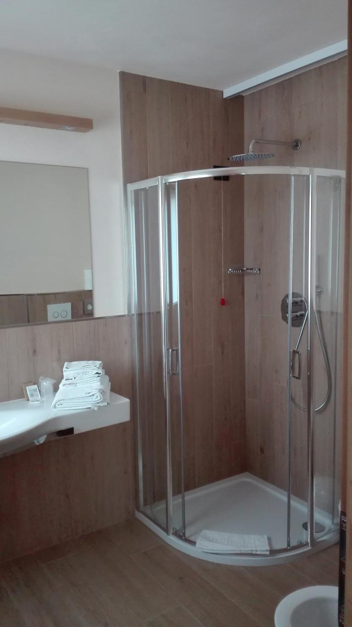 Hotel Silvestri ลีวินโญ ห้อง รูปภาพ