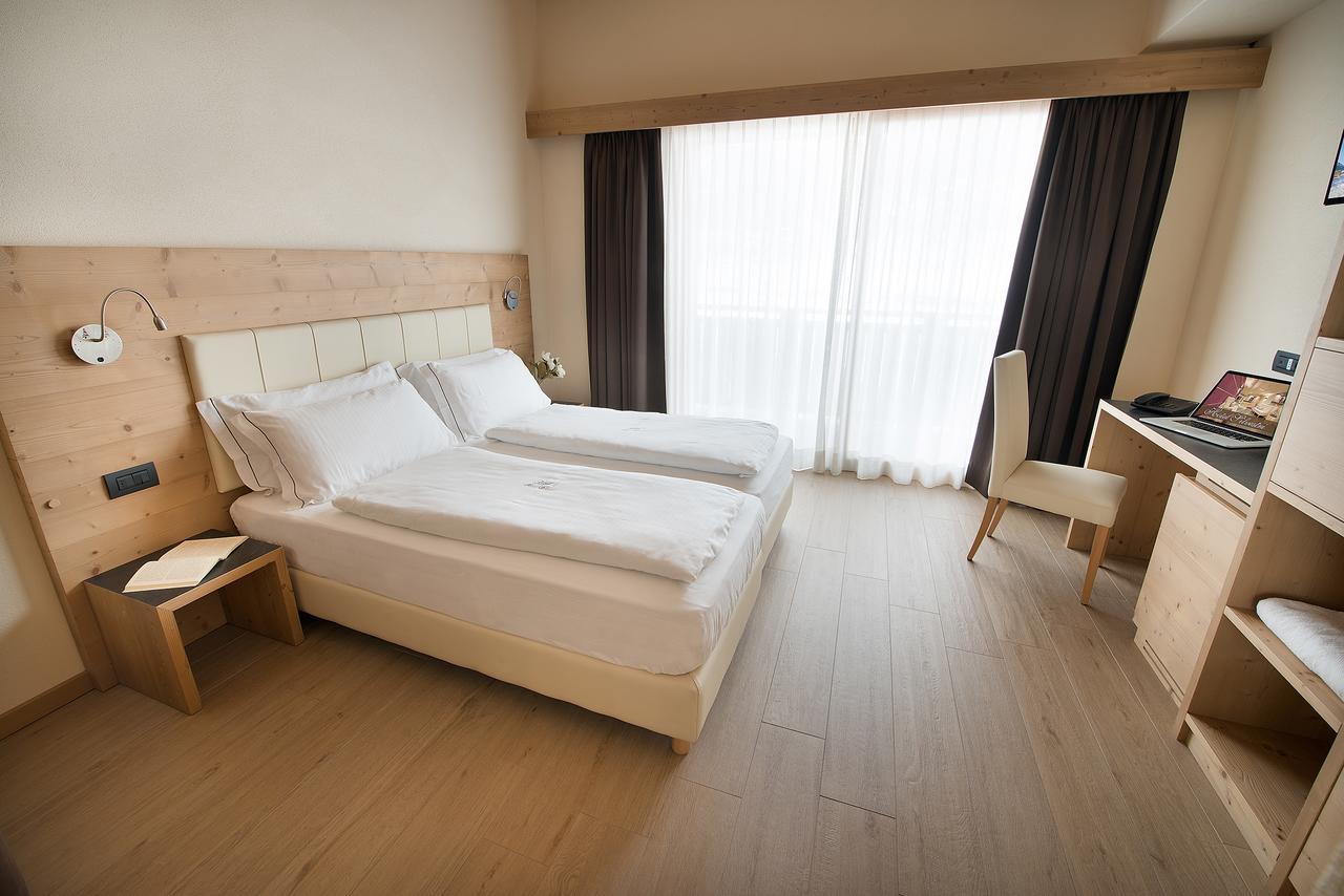 Hotel Silvestri ลีวินโญ ภายนอก รูปภาพ