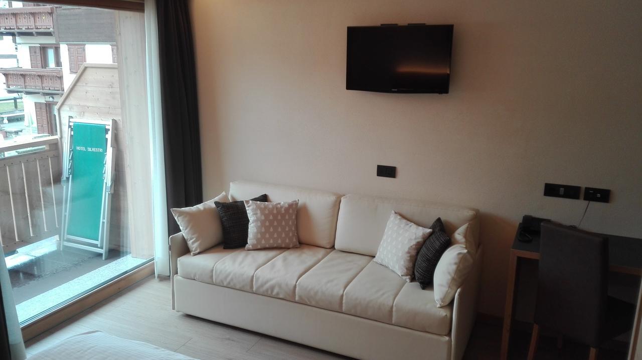 Hotel Silvestri ลีวินโญ ภายนอก รูปภาพ
